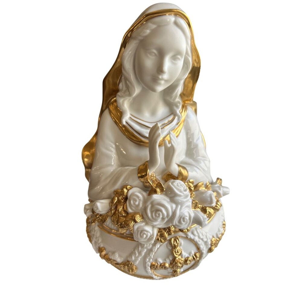 The Franklin Mint Ave Maria Hand-Painted Fine Porcelain Figurine & Music Box